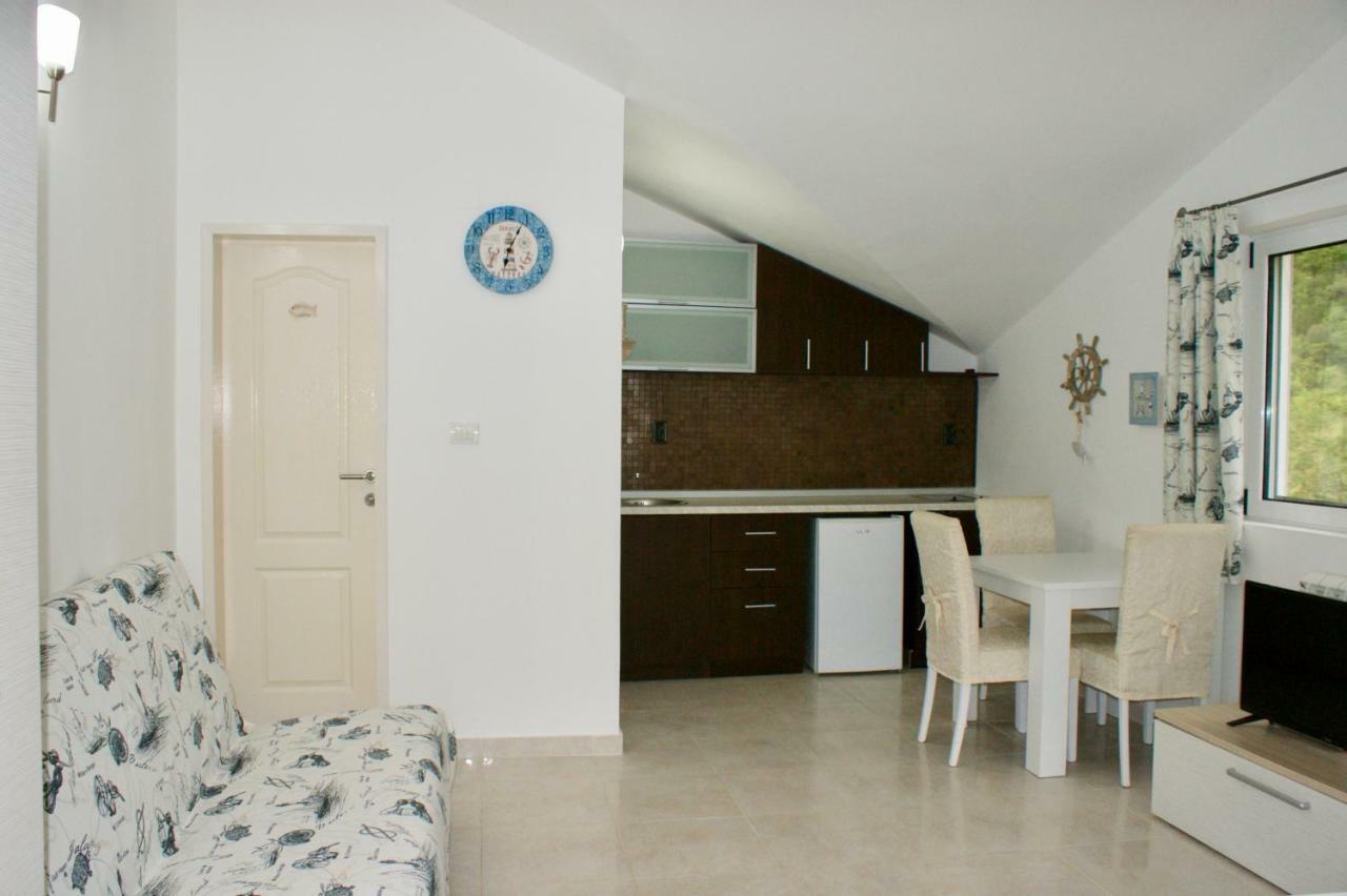 Studio Apartments Morinj المظهر الخارجي الصورة
